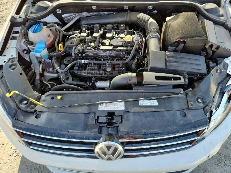 2017 VOLKSWAGEN JETTA SEL  