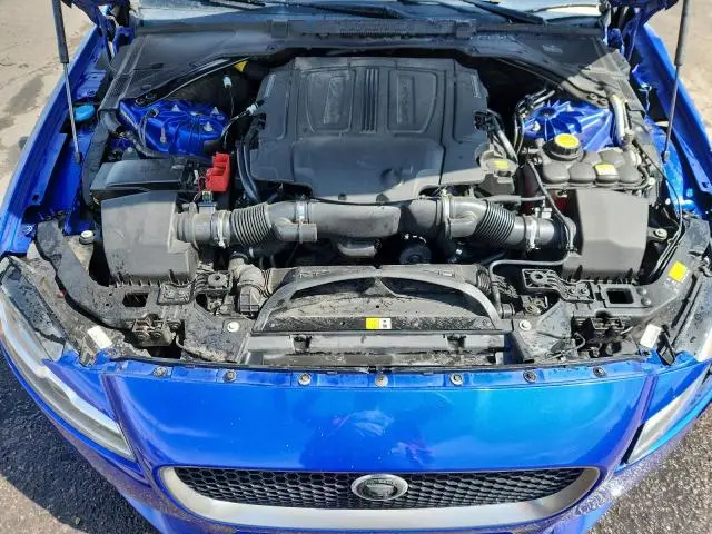 2017 JAGUAR XF R - SPORT  