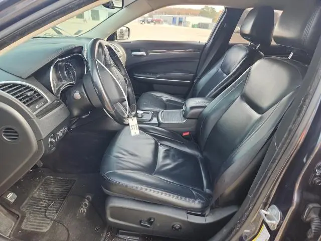 2016 CHRYSLER 300 LIMITED  