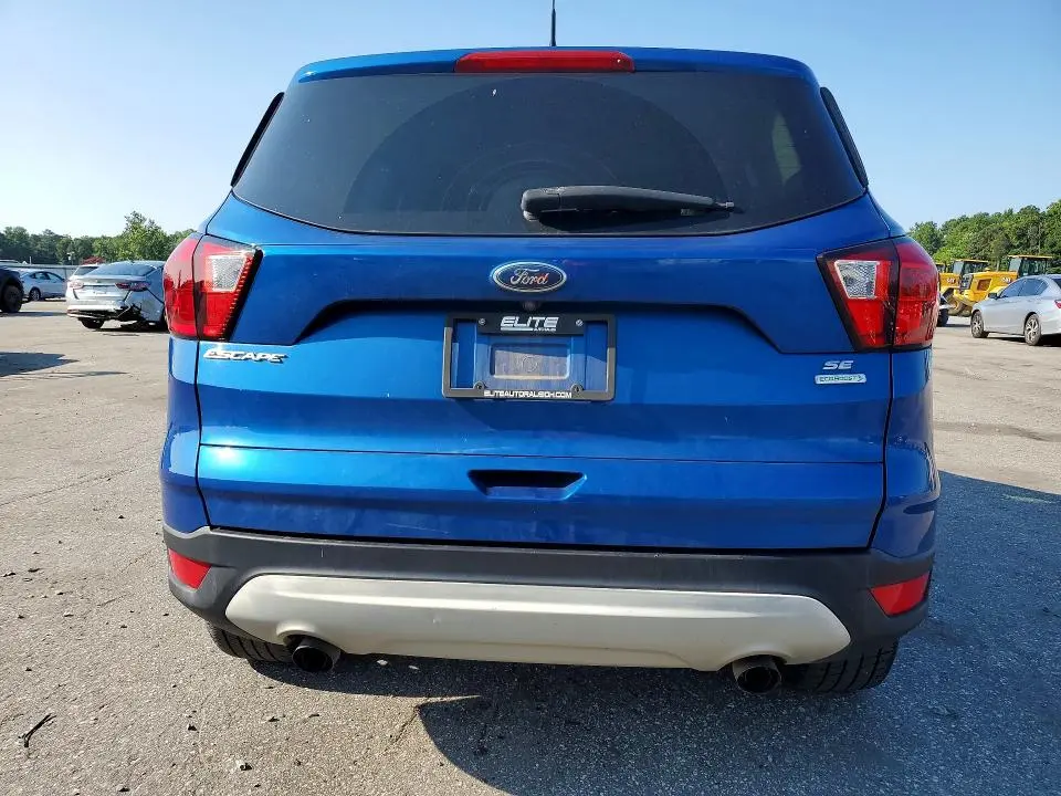 2019 FORD ESCAPE SE  