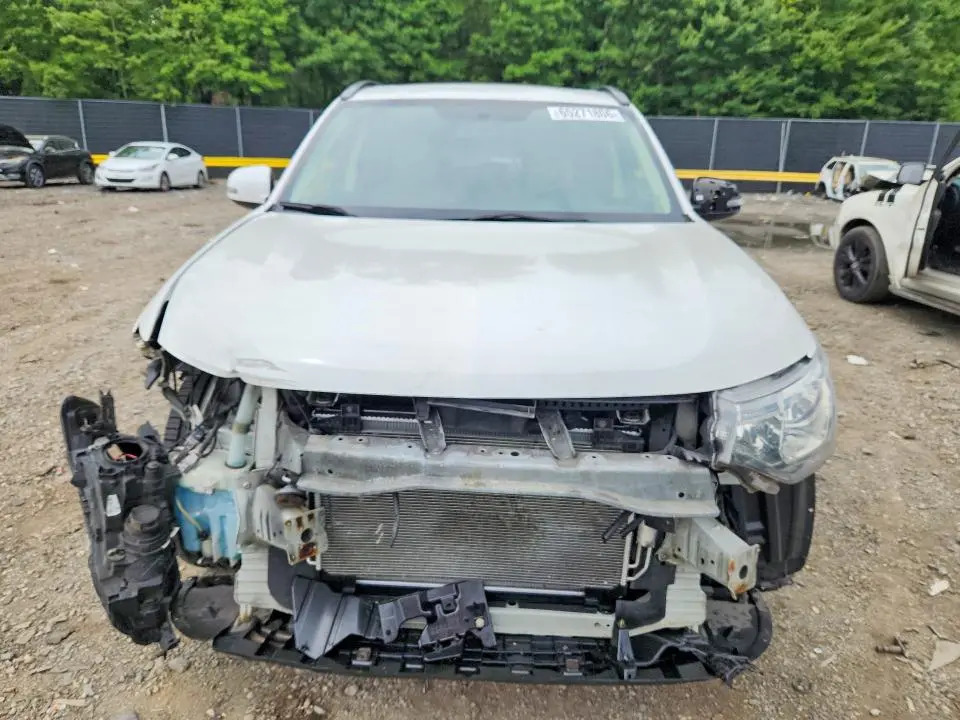 2015 MITSUBISHI OUTLANDER SE  