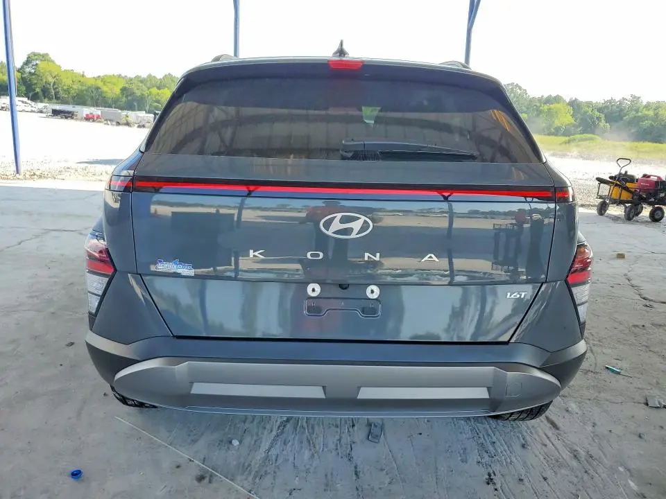 2026 HYUNDAI KONA SEL PREMIUM  
