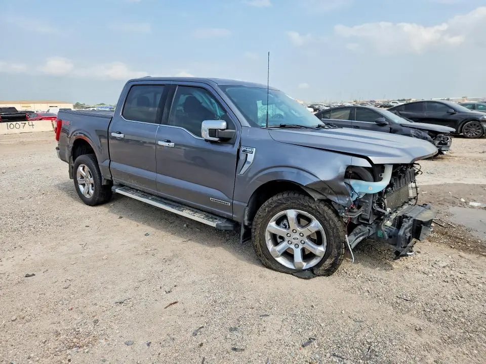 2022 FORD F150 SUPERCREW  