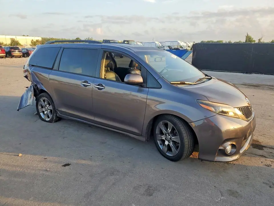 2015 TOYOTA SIENNA SPORT  