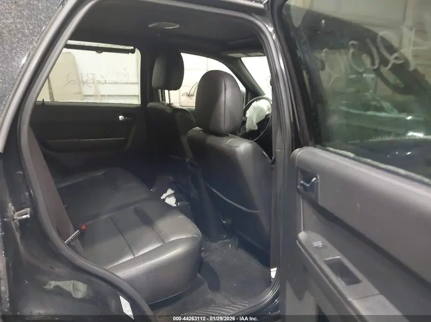2010 FORD ESCAPE LIMITED
