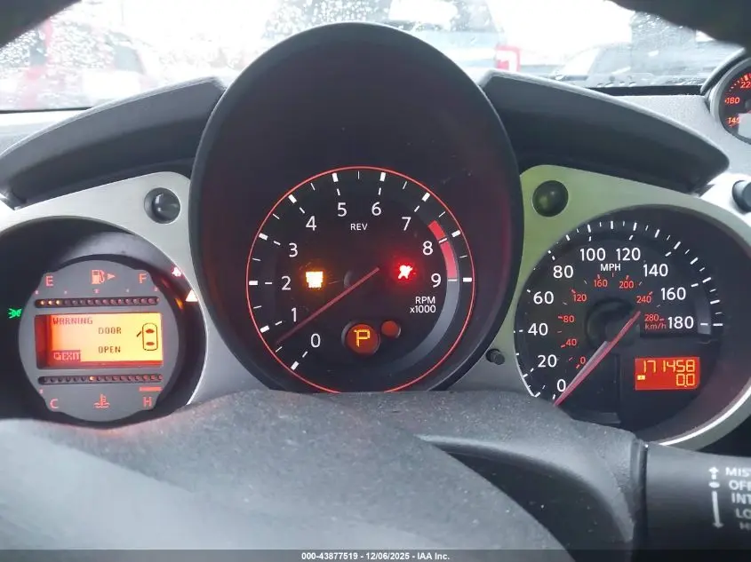 2016 NISSAN 370Z TOURING