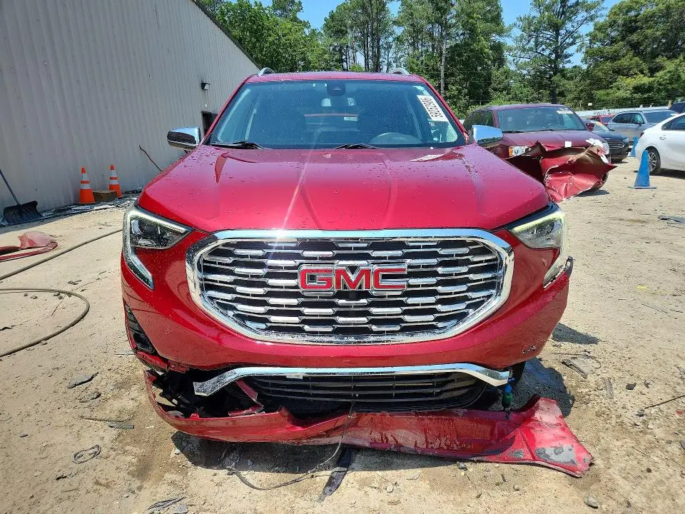2019 GMC TERRAIN DENALI  