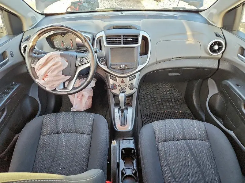 2017 CHEVROLET SONIC LT  