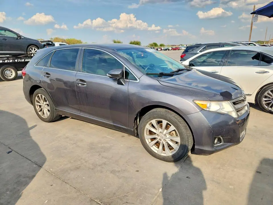 2013 TOYOTA VENZA LE  