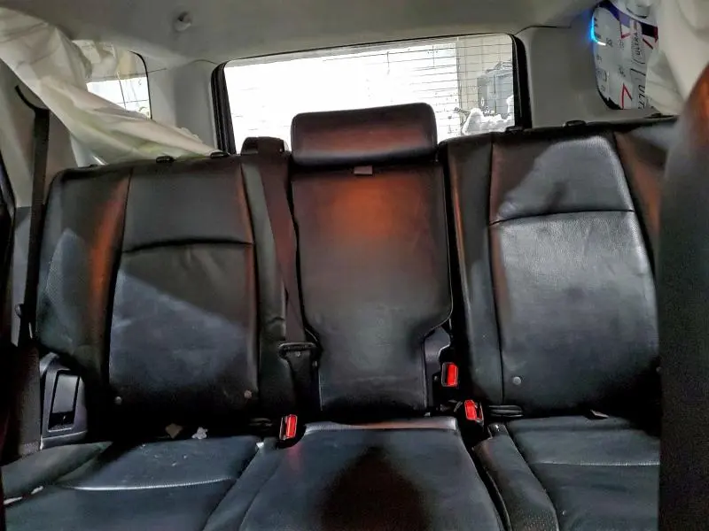 2011 TOYOTA 4RUNNER SR5  