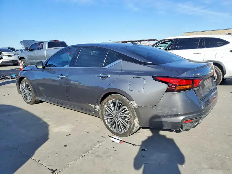 2023 NISSAN ALTIMA SL  