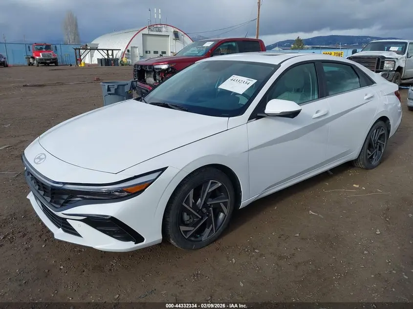 2024 HYUNDAI ELANTRA LIMITED