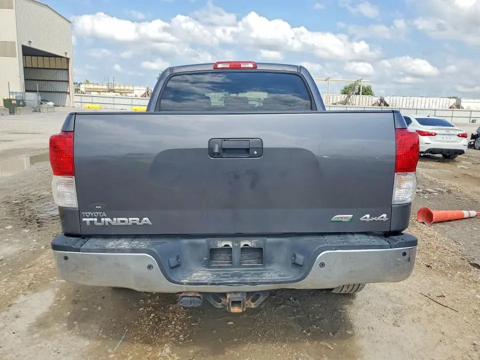 2012 TOYOTA TUNDRA CREWMAX LIMITED  