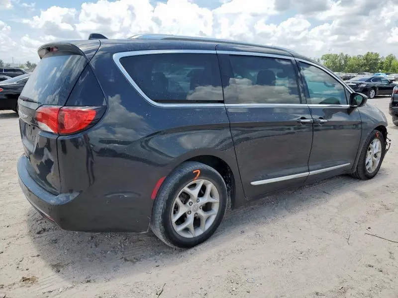 2017 CHRYSLER PACIFICA TOURING L PLUS  