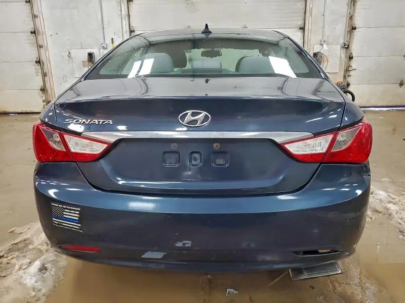 2012 HYUNDAI SONATA GLS  