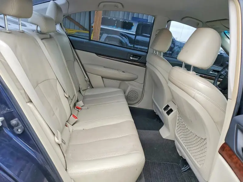 2014 SUBARU LEGACY 3.6R LIMITED  