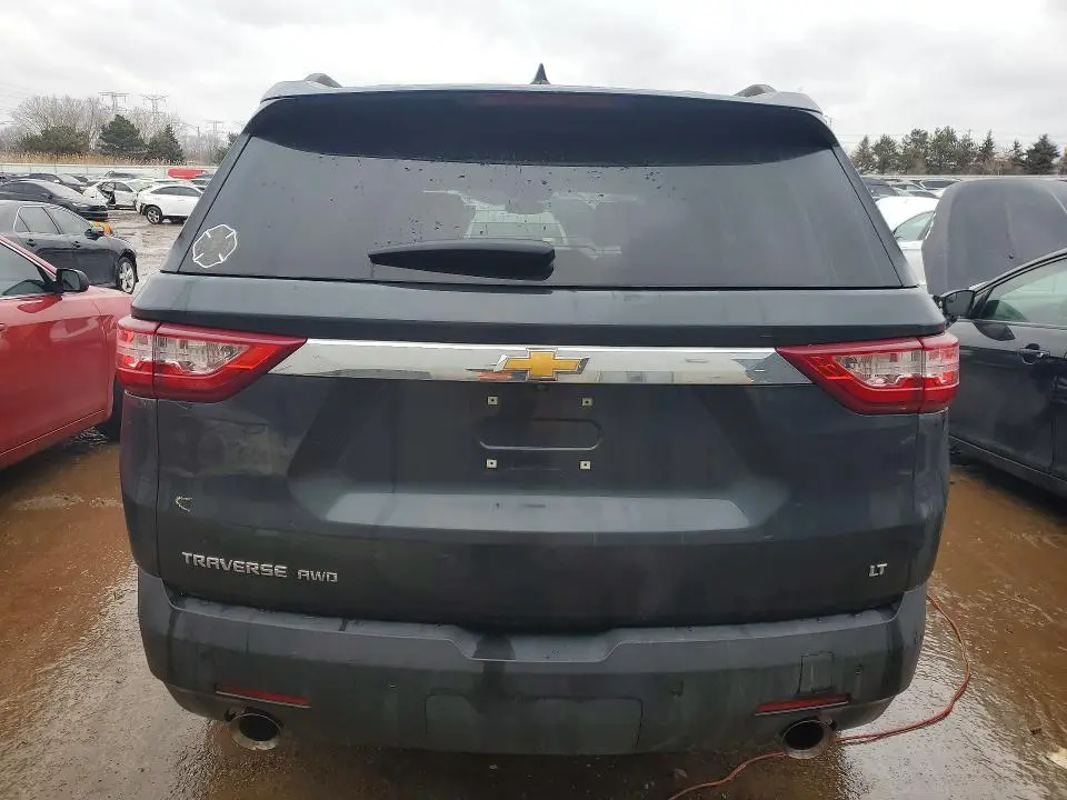 2020 CHEVROLET TRAVERSE LT  