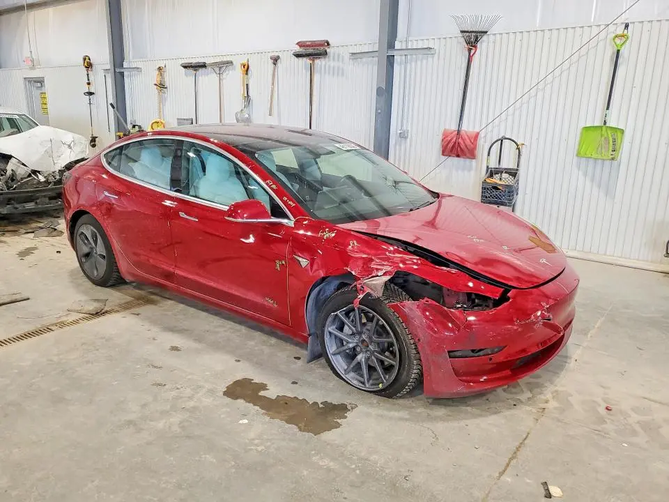 2018 TESLA MODEL 3   