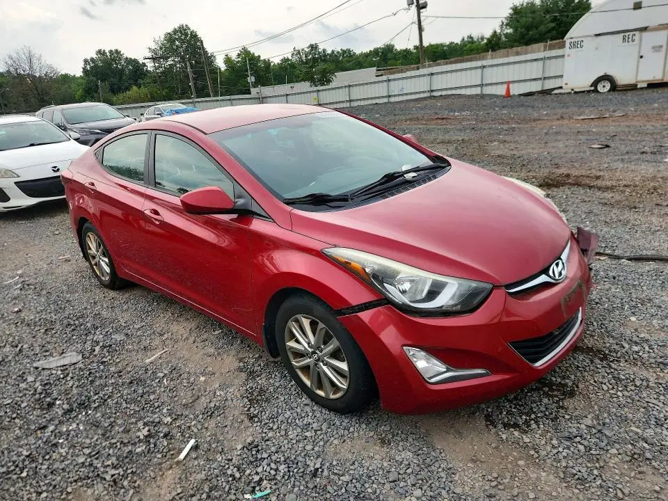 2016 HYUNDAI ELANTRA SE  