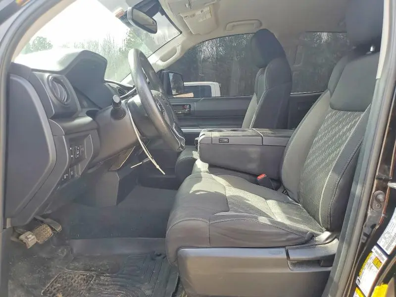 2019 TOYOTA TUNDRA SR5  