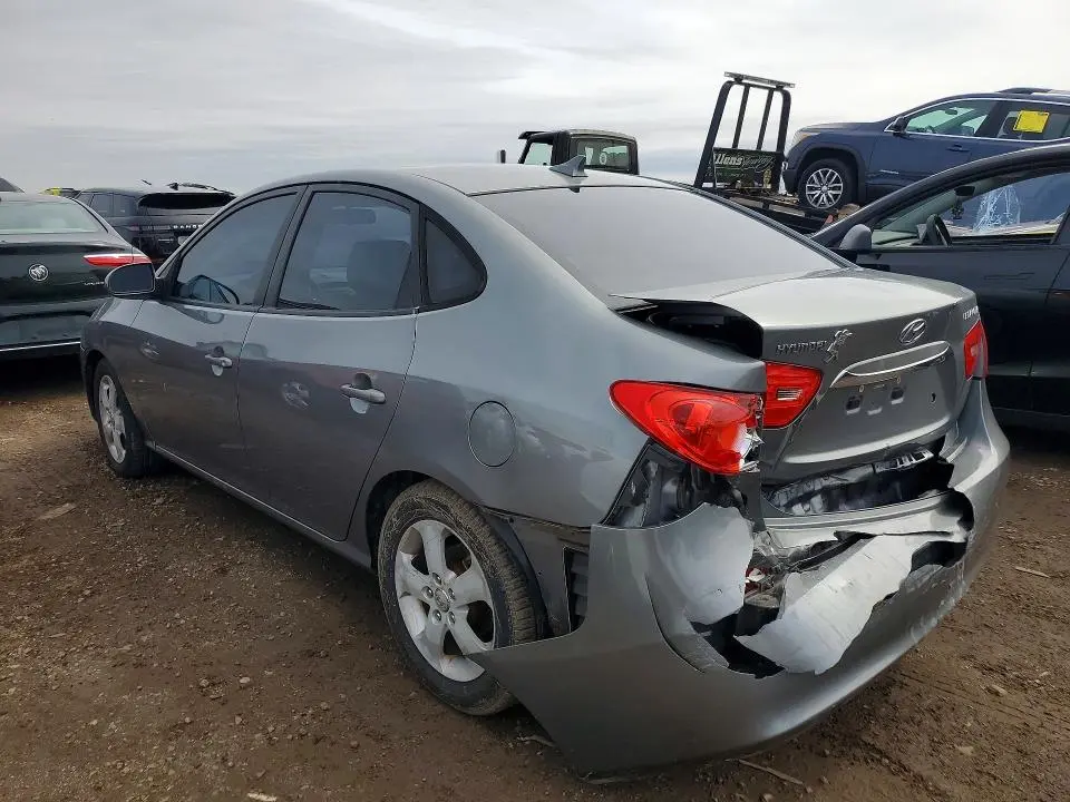 2010 HYUNDAI ELANTRA SE  