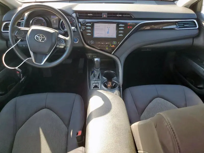 2018 TOYOTA CAMRY LE  