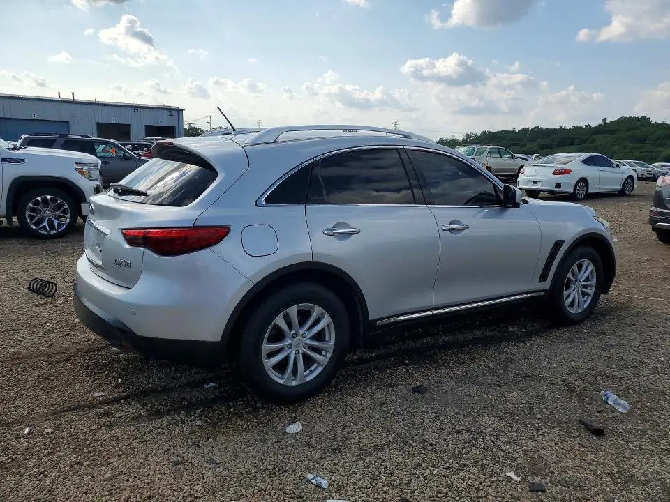 2016 INFINITI QX70 BASE  