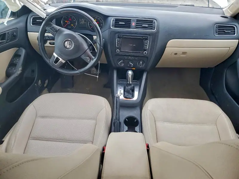 2012 VOLKSWAGEN JETTA SE  