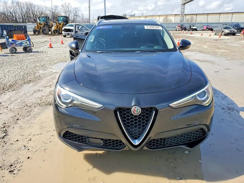 2018 ALFA ROMEO STELVIO   