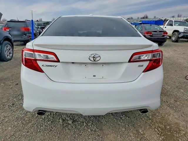 2012 TOYOTA CAMRY SE  