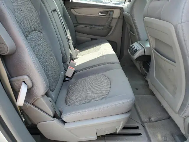 2015 CHEVROLET TRAVERSE LS  