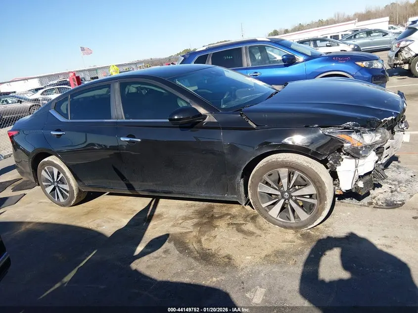 2021 NISSAN ALTIMA SV INTELLIGENT AWD