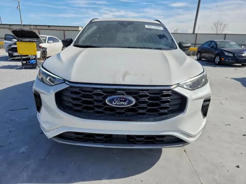 2023 FORD ESCAPE ST LINE  