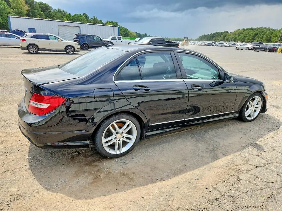 2013 MERCEDES-BENZ C 250  