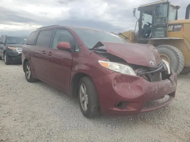 2011 TOYOTA SIENNA LE  