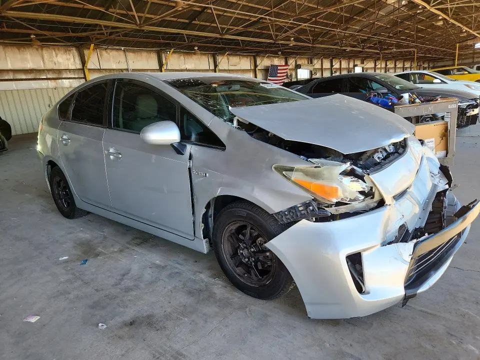 2014 TOYOTA PRIUS TWO  