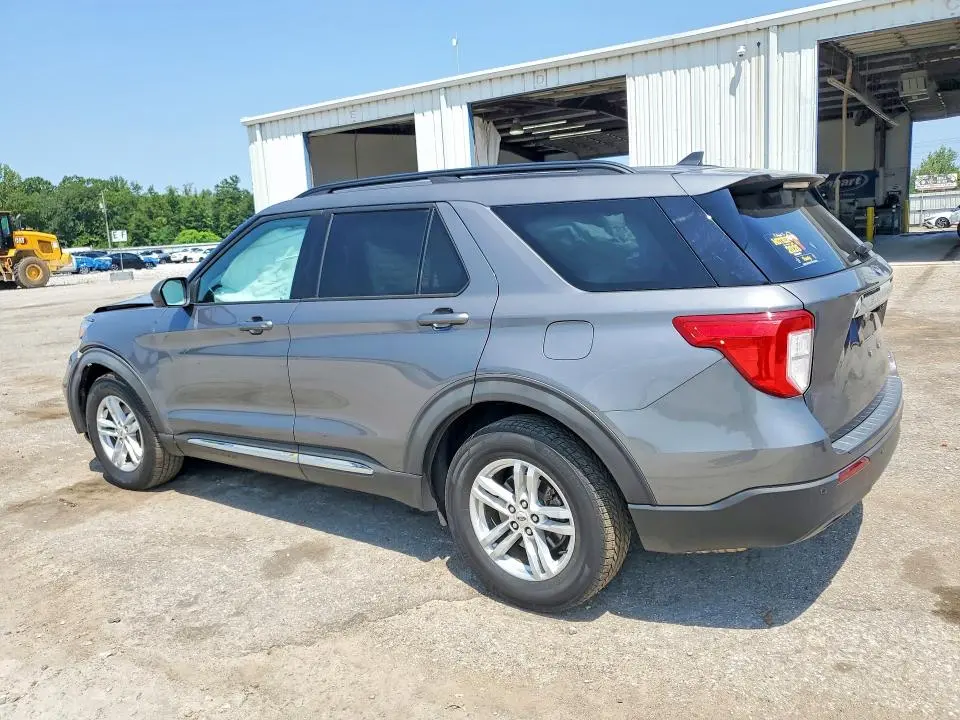 2021 FORD EXPLORER XLT  
