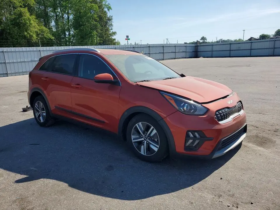 2022 KIA NIRO LXS  