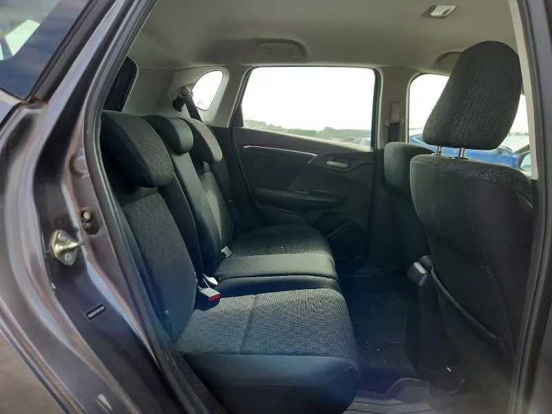 2015 HONDA FIT LX  