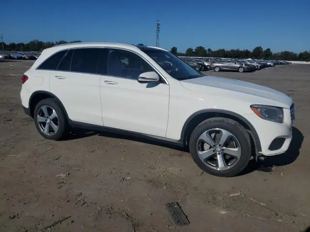 2016 MERCEDES-BENZ GLC 300