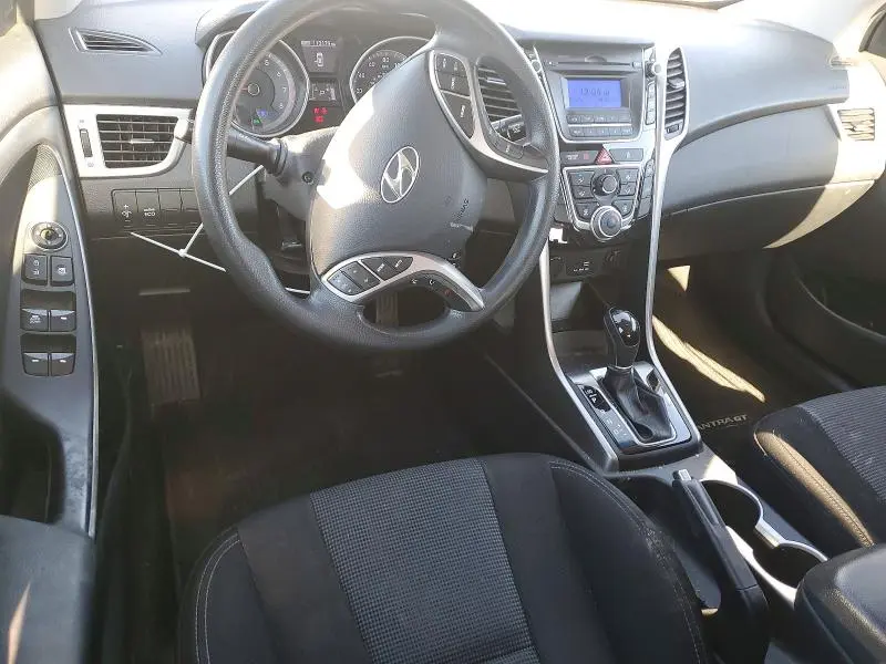 2017 HYUNDAI ELANTRA GT   