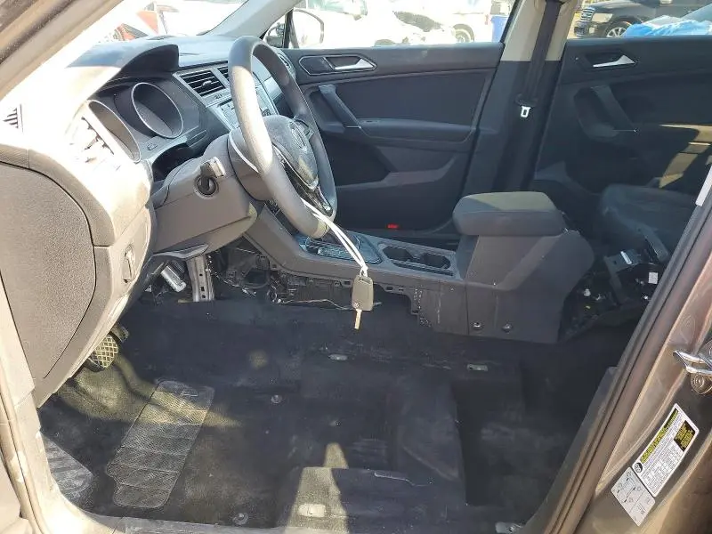 2018 VOLKSWAGEN TIGUAN S  