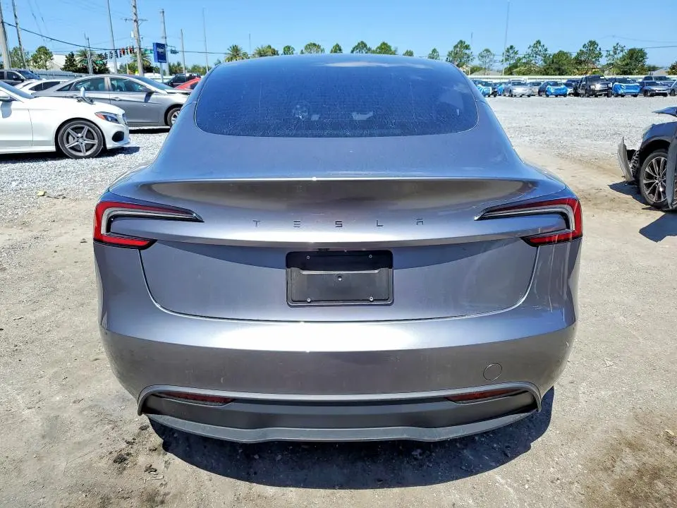 2025 TESLA MODEL 3   