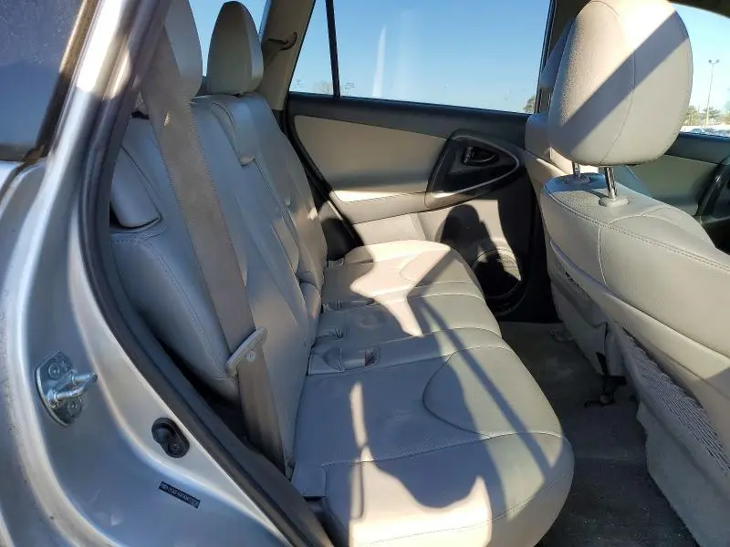 2012 TOYOTA RAV4 LIMITED  