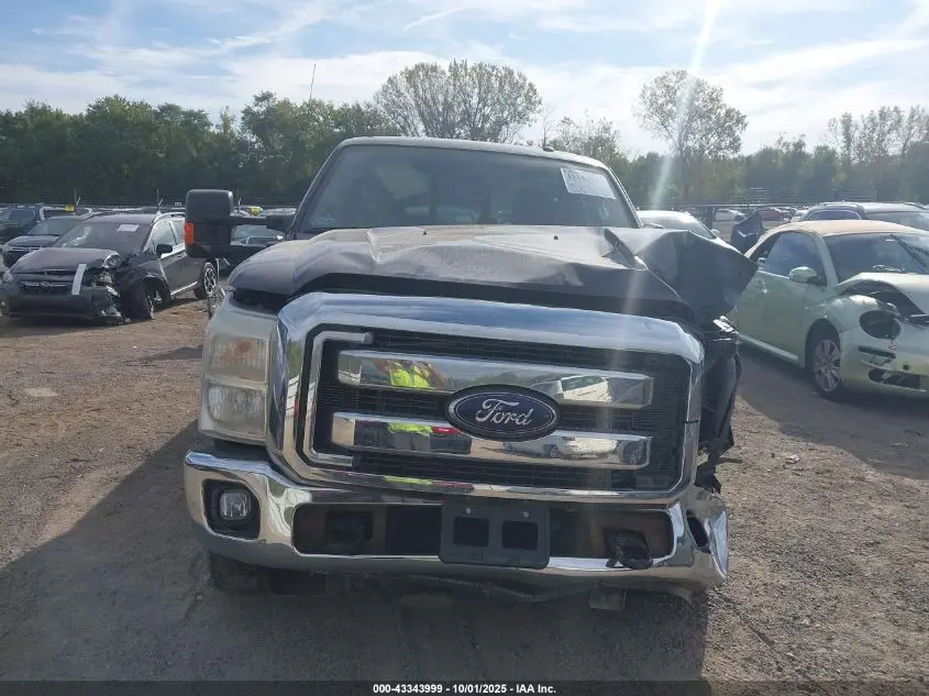 2012 FORD F-250 LARIAT