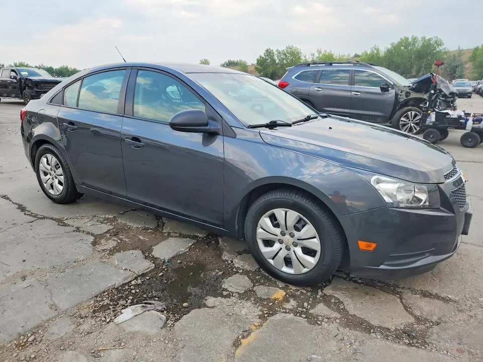 2013 CHEVROLET CRUZE LS  