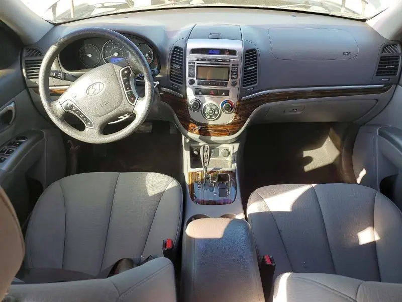 2011 HYUNDAI SANTA FE GLS  