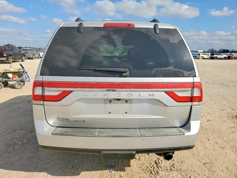 2017 LINCOLN NAVIGATOR RESERVE  