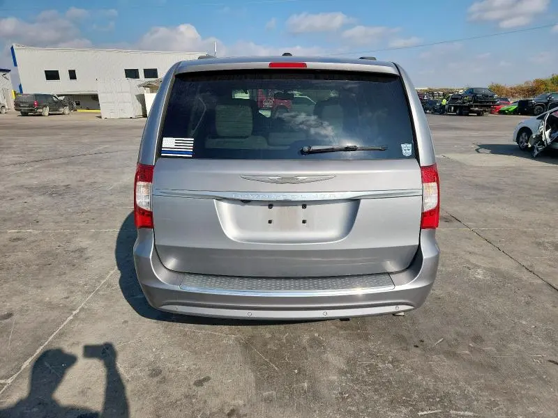 2013 CHRYSLER TOWN & COUNTRY TOURING L  