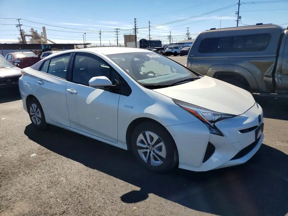 2018 TOYOTA PRIUS THREE  